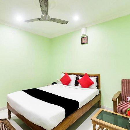 Hotel Sambit International, Near Sea Beach 普里 外观 照片