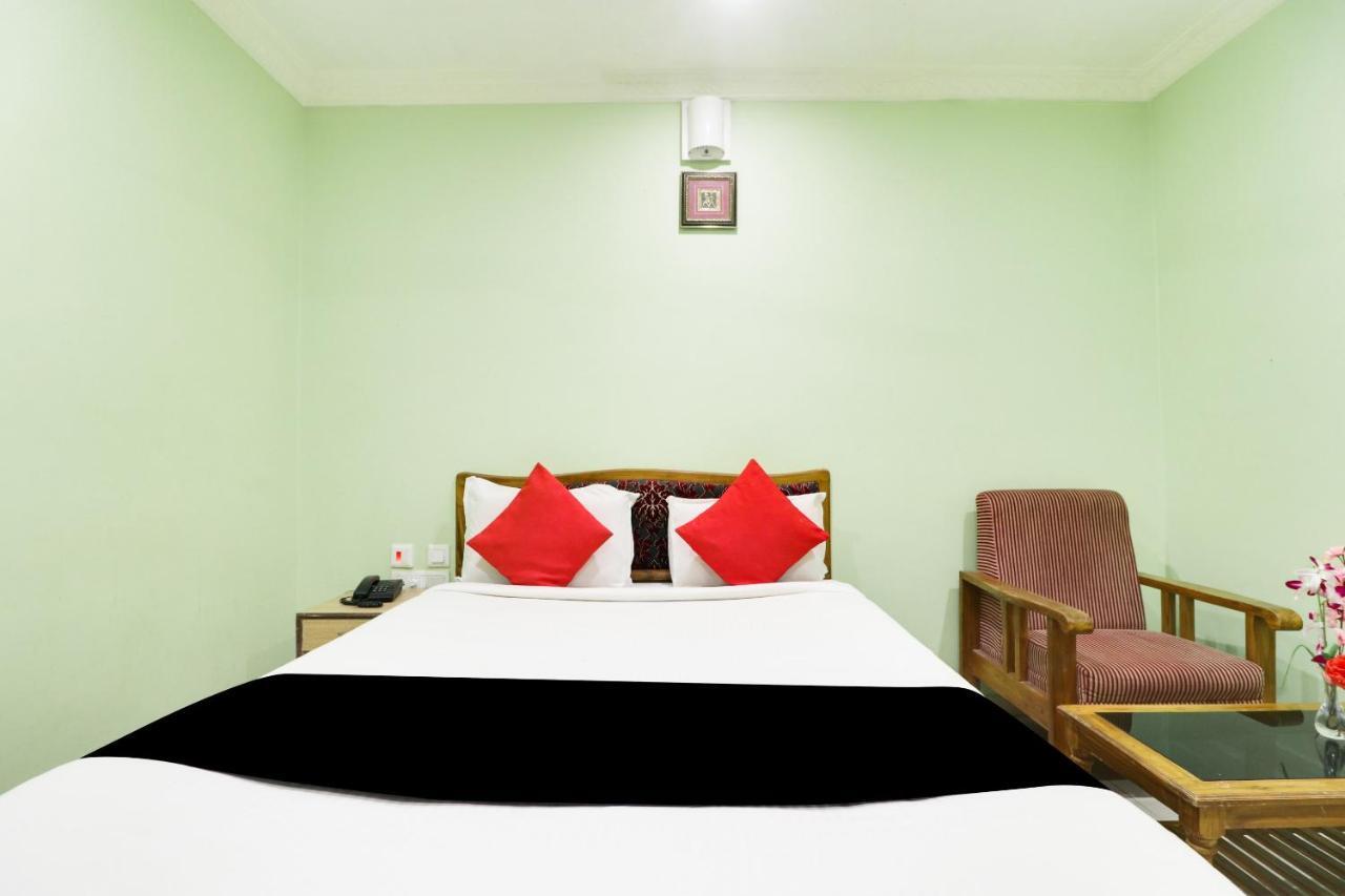 Hotel Sambit International, Near Sea Beach 普里 外观 照片
