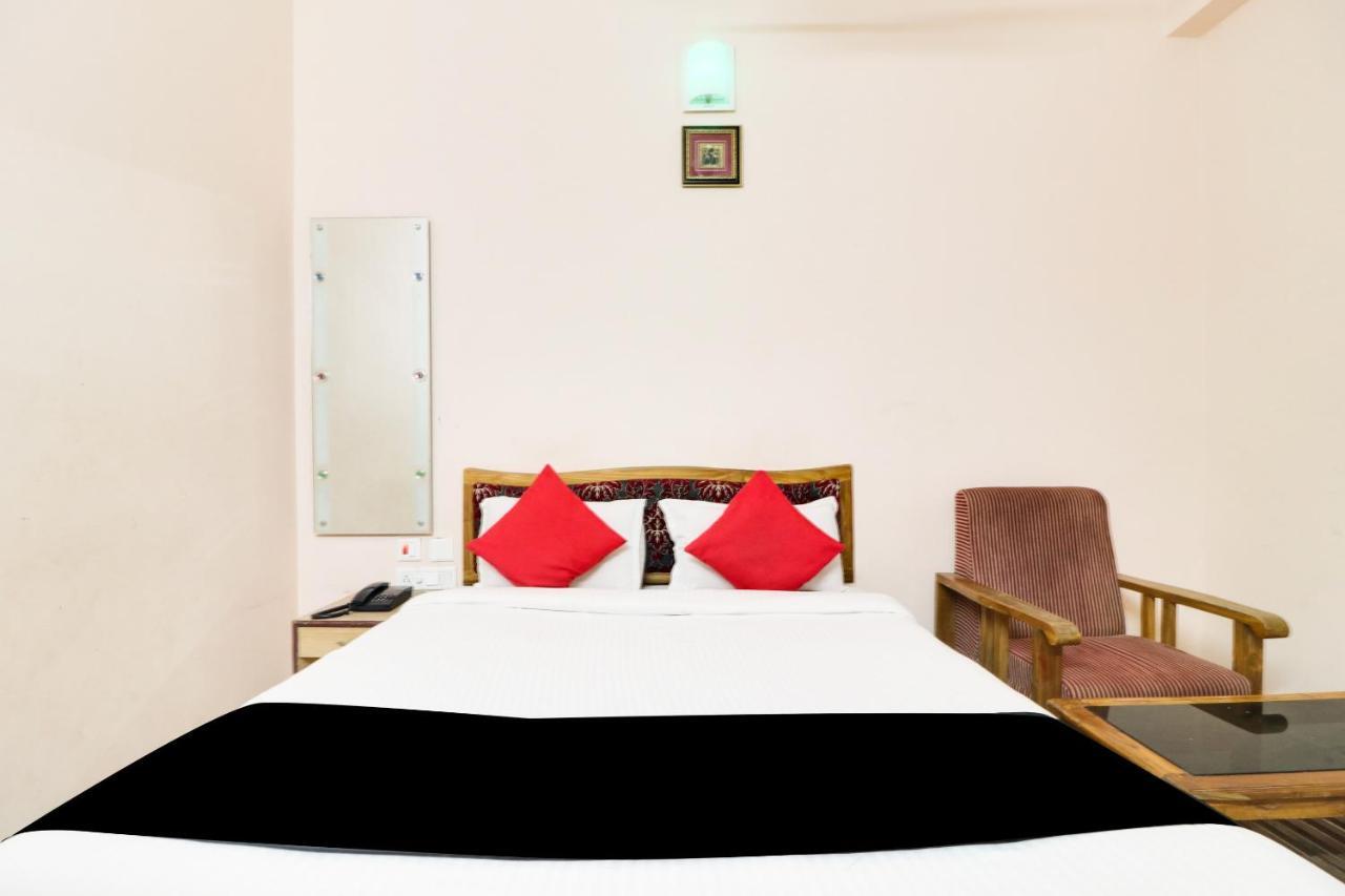 Hotel Sambit International, Near Sea Beach 普里 外观 照片